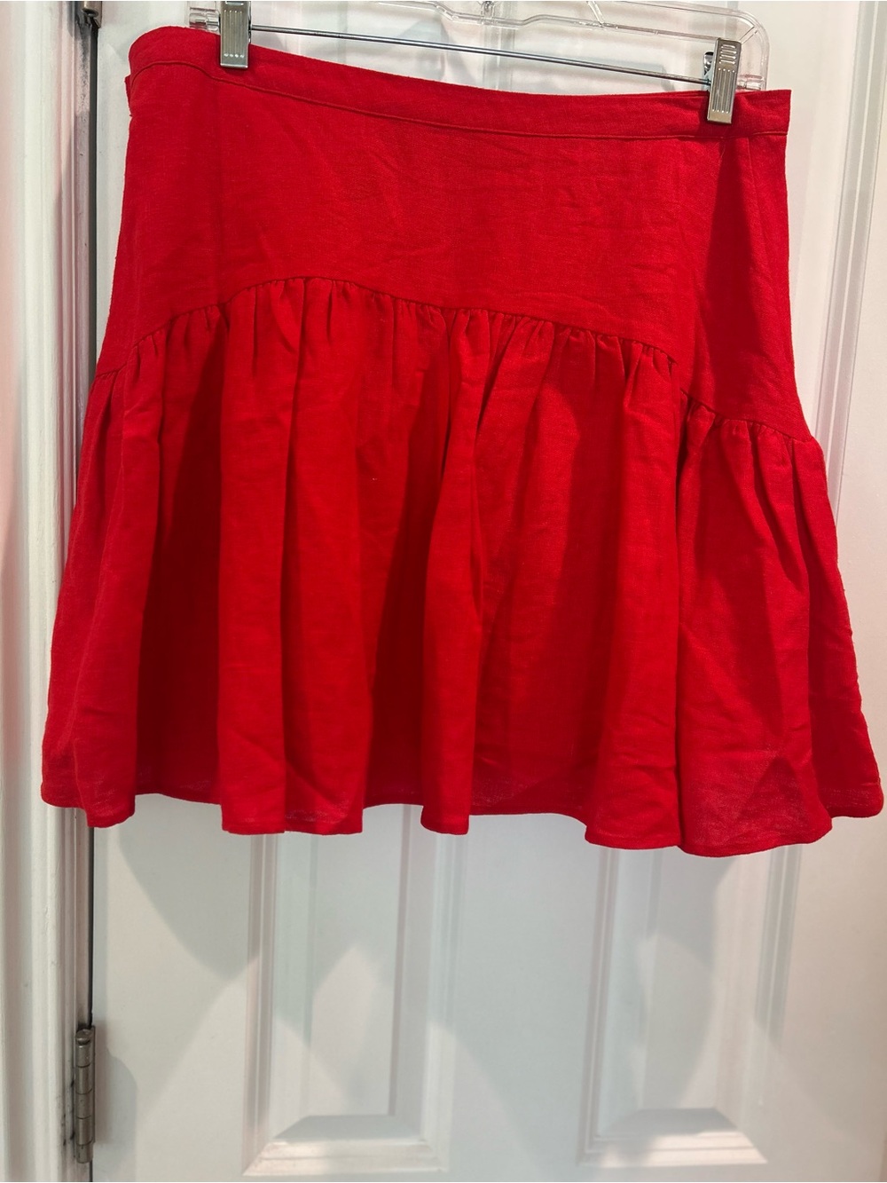 New Avec Les Filles Red Linen Blend Tiered Mini Skirt Flowy A-Line Ruffle Hem 2 - Picture 2 of 7